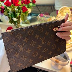 Louis Vuitton Never Full Zip